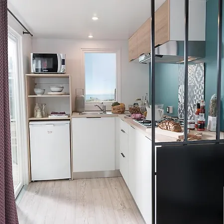 Camping Benelux 라로셰안알데네