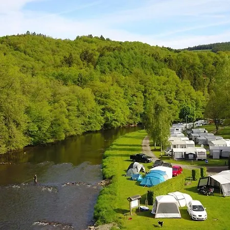 Camping Benelux 캠프장 *